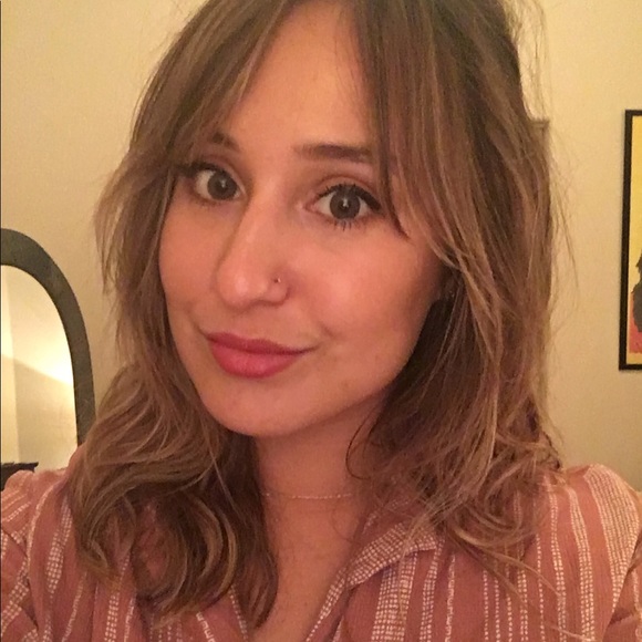 Meet your Posher, Marissa - Picture 4 of 8